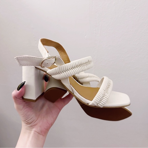 Sezane High Arielle Sandals Ecru Ivory Leather Brass Buckle Heels - Picture 2 of 8